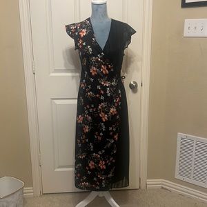 NWT Avec Les Filles black floral satin dress Sz 6